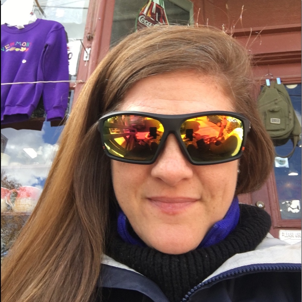 Meet your Posher, Amy